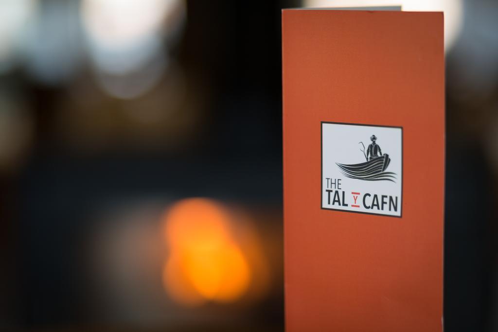 Tal Y Cafn Free House Tal-y-Cafn מראה חיצוני תמונה